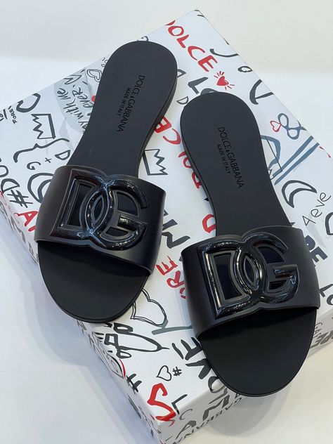 Dolce & Gabbana Slides