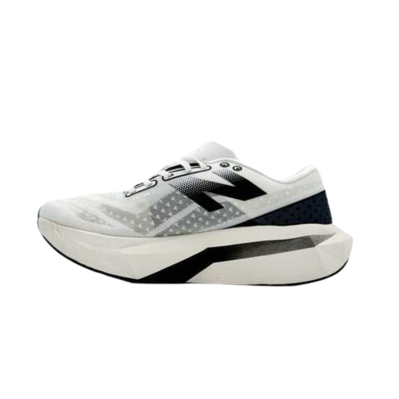 New Balance Rebel V4